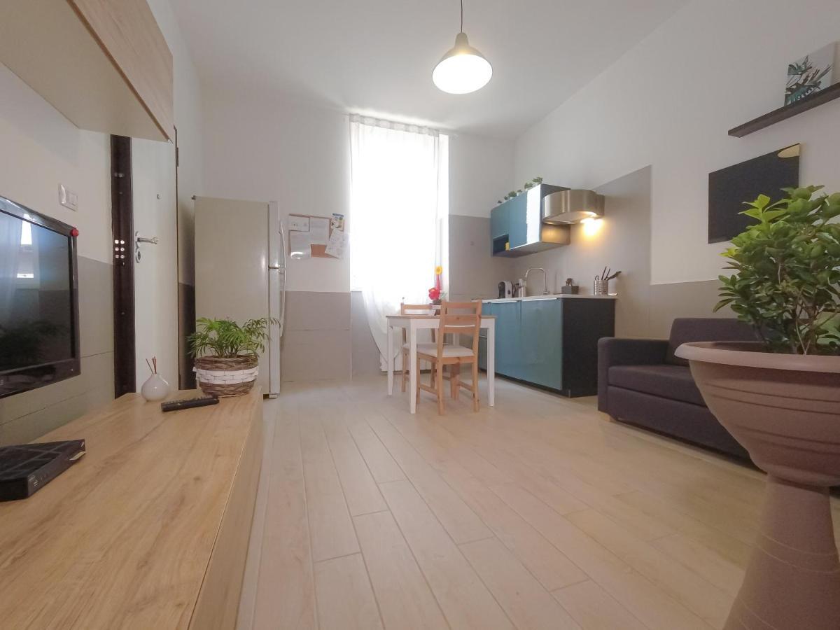 La Casa Blu Lejlighed Bari Eksteriør billede